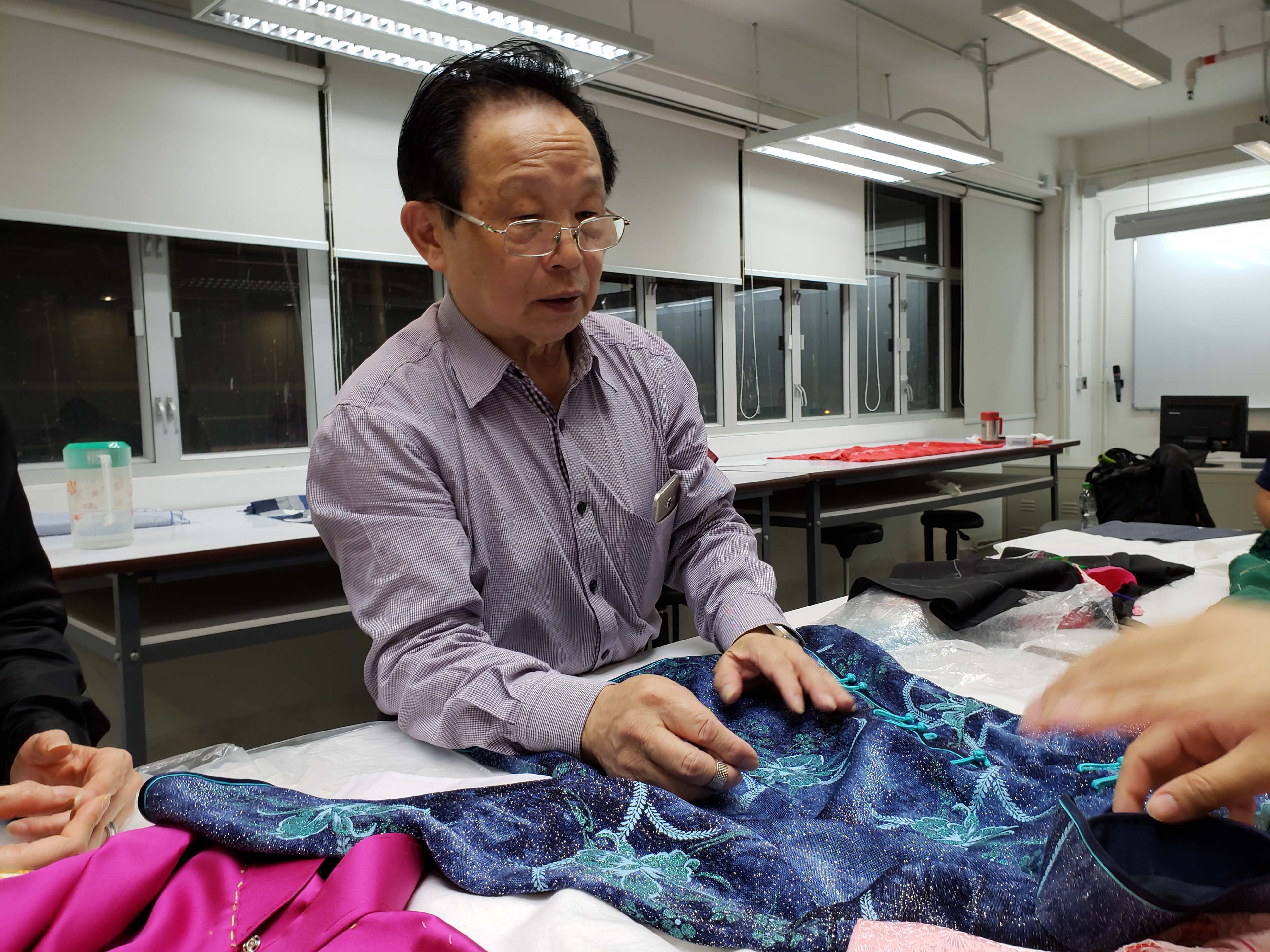 A Snapshot of Introduction to the Making of Traditional Qipao